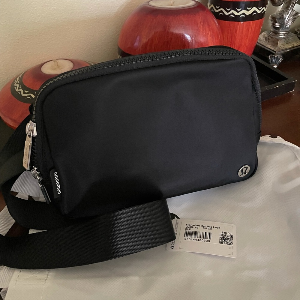Lululemon Large belt bag